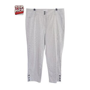 Charter Club Women’s Button Hem Capri Pants Sz 14 Classic Fit Gray Pinstripe